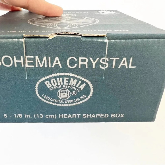 Bohemian Cut Czech Crystal Heart Shaped Lidded Bowl In Box Jewelry Holder Love - Picture 5 of 8